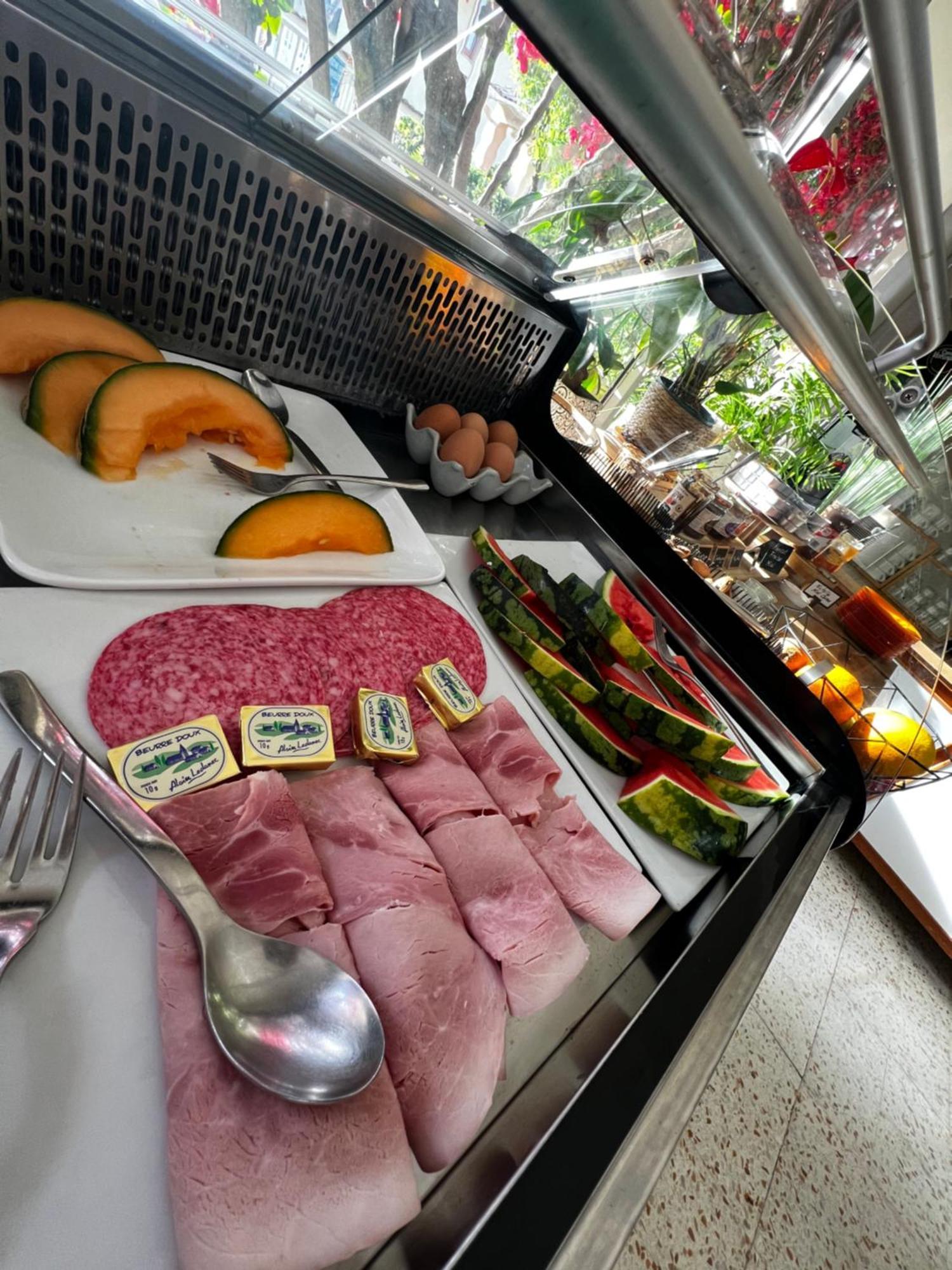 Hotel Restaurant L' Empereur Aléria Eksteriør bilde